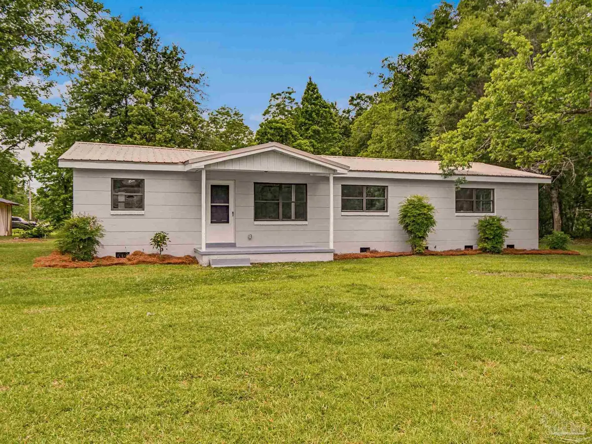 125 Madrid Rd, Cantonment, FL 32533 - #1
