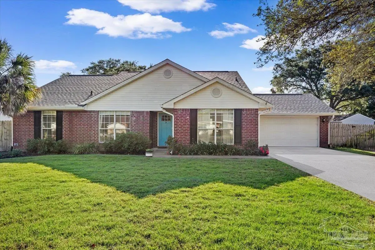 2832 Winners Cir Dr, Navarre, FL 32566 - #1