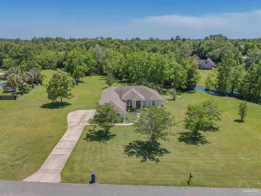 435 Meander Ln, Cantonment, FL 32533 - #3