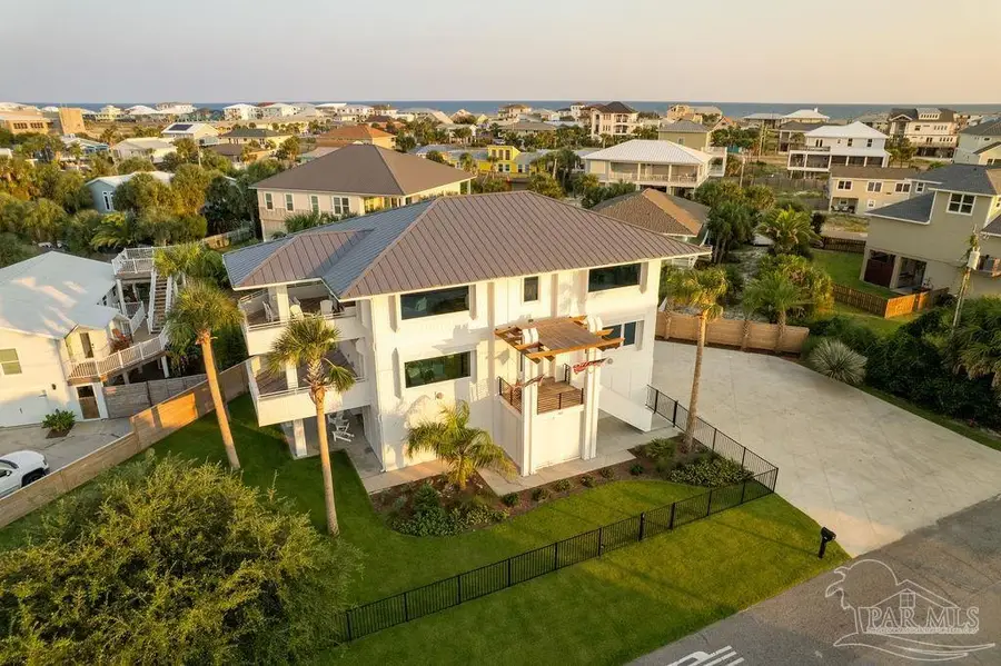 802 Rio Vista Dr, Pensacola Beach, FL 32561 - #3