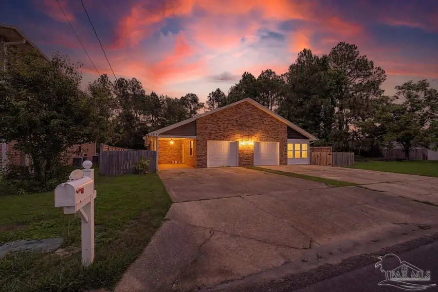 7076 Lake Joanne Dr, Pensacola, FL 32506 - #2