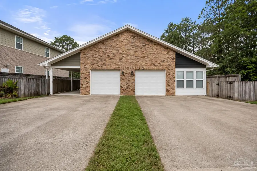 7076 Lake Joanne Dr, Pensacola, FL 32506 - #3