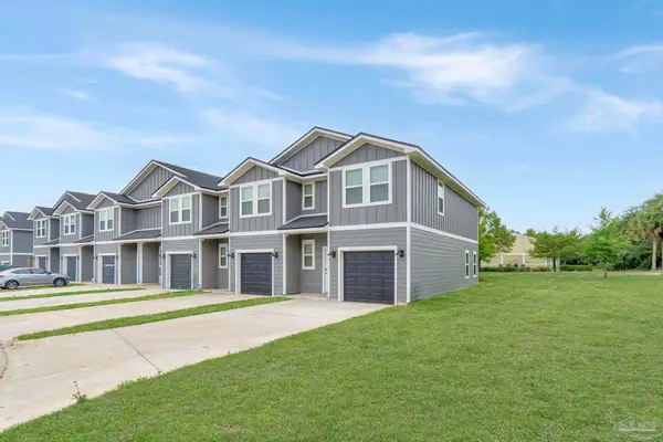 4778 Tenpence Cir, Pace, FL 32571