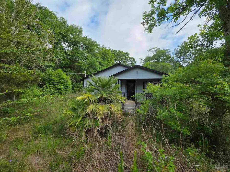 5607 Osceola St, Milton, FL 32570 - #2