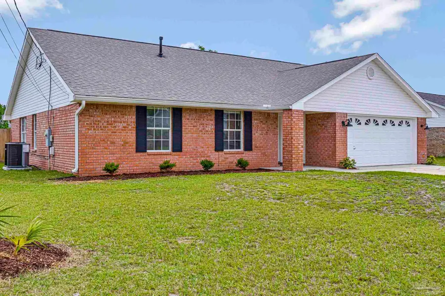 4026 Shorewood Dr, Pensacola, FL 32507 - #3