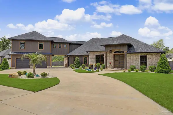 2867 Longleaf Mill St, Cantonment, FL 32533