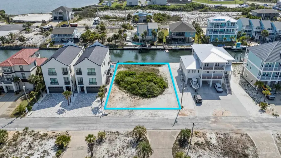 1462 Alabama St, Navarre Beach, FL 32566 - #2
