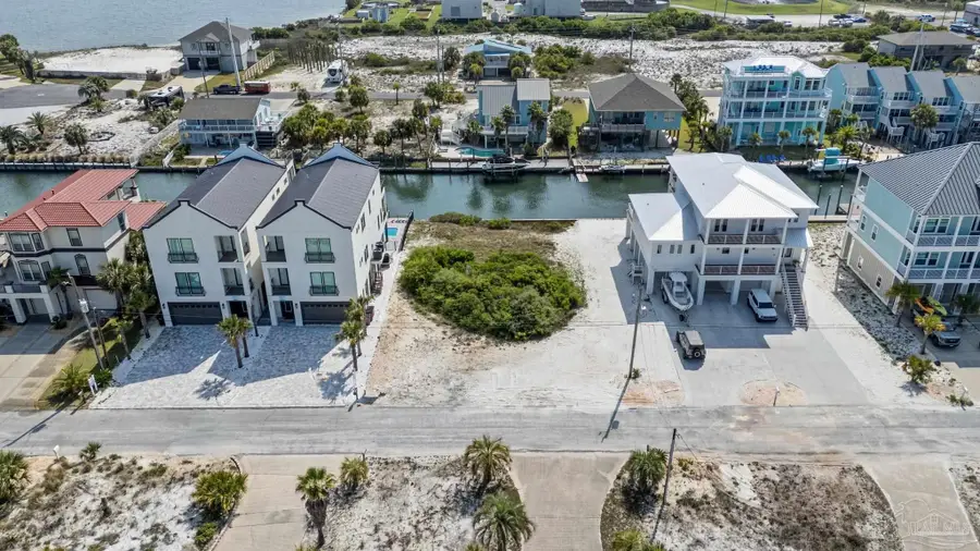 1462 Alabama St, Navarre Beach, FL 32566 - #3