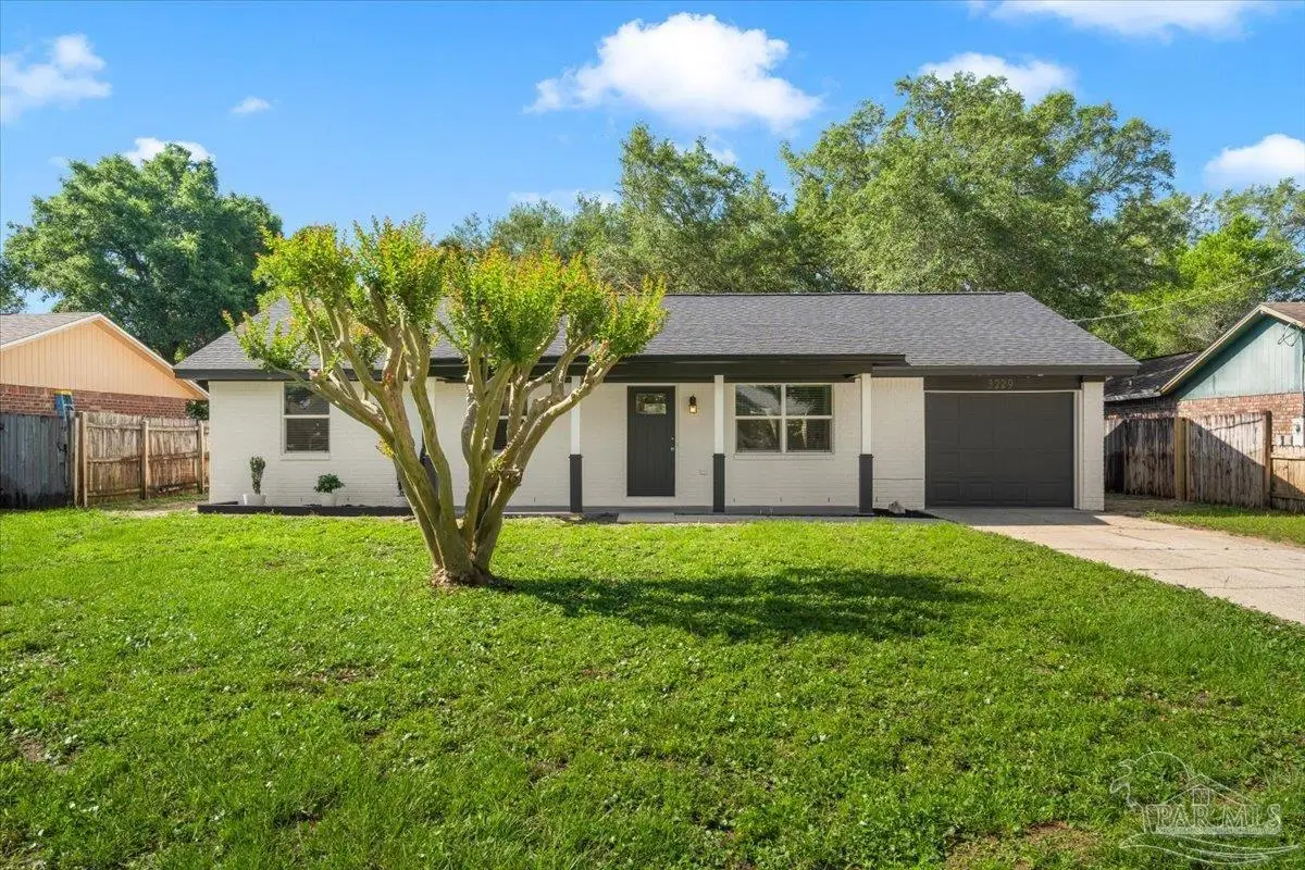3229 Auburn Pkwy, Gulf Breeze, FL 32563 - #1
