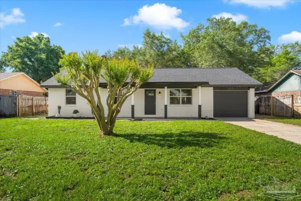 3229 Auburn Pkwy, Gulf Breeze, FL 32563