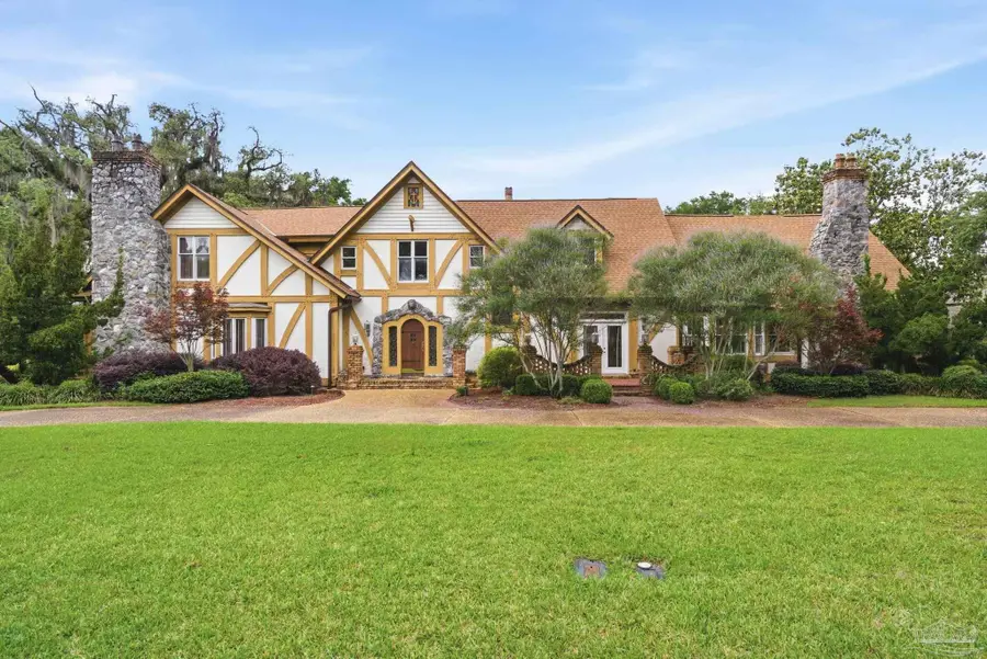 8621 Rosemont Dr, Pensacola, FL 32514 - #2