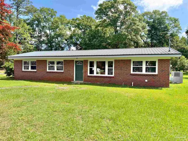 404 W Craig St, Atmore, AL 36502