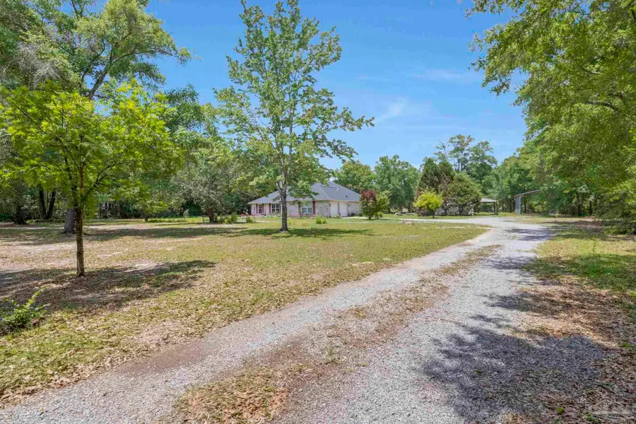 10686 Hatcher St, Milton, FL 32583 - #2