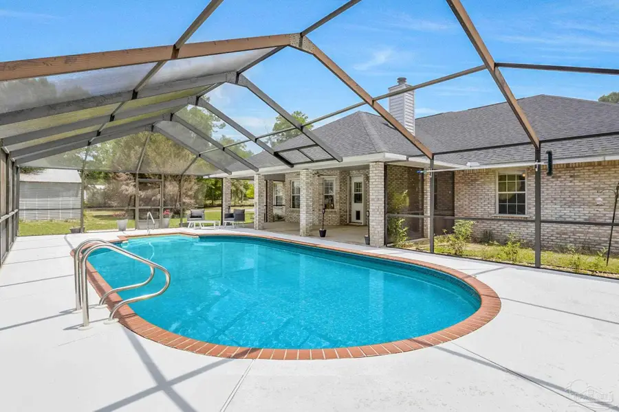 10686 Hatcher St, Milton, FL 32583 - #3