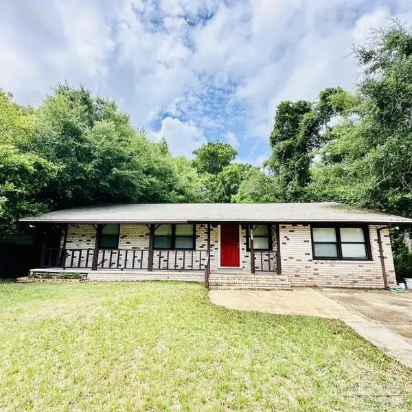 6820 Malvern St, Pensacola, FL 32506