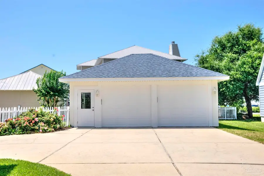 4043 Moonraker Dr, Pensacola, FL 32507 - #3