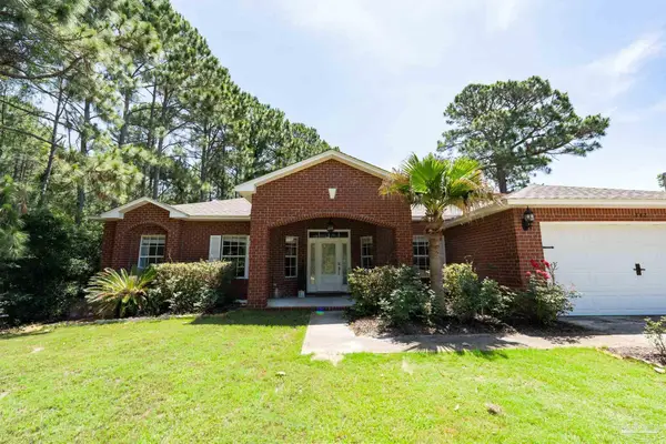 1842 Seahawk Ln, Navarre, FL 32566