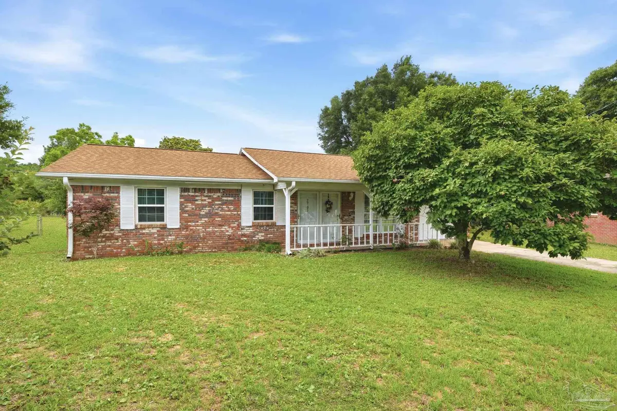 2703 Memphis Cir, Pensacola, FL 32526 - #1