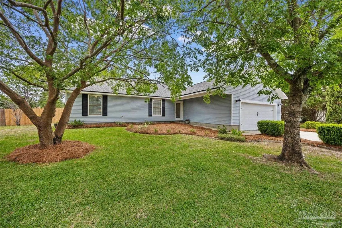 1938 N Iris Ln, Navarre, FL 32566 - #1