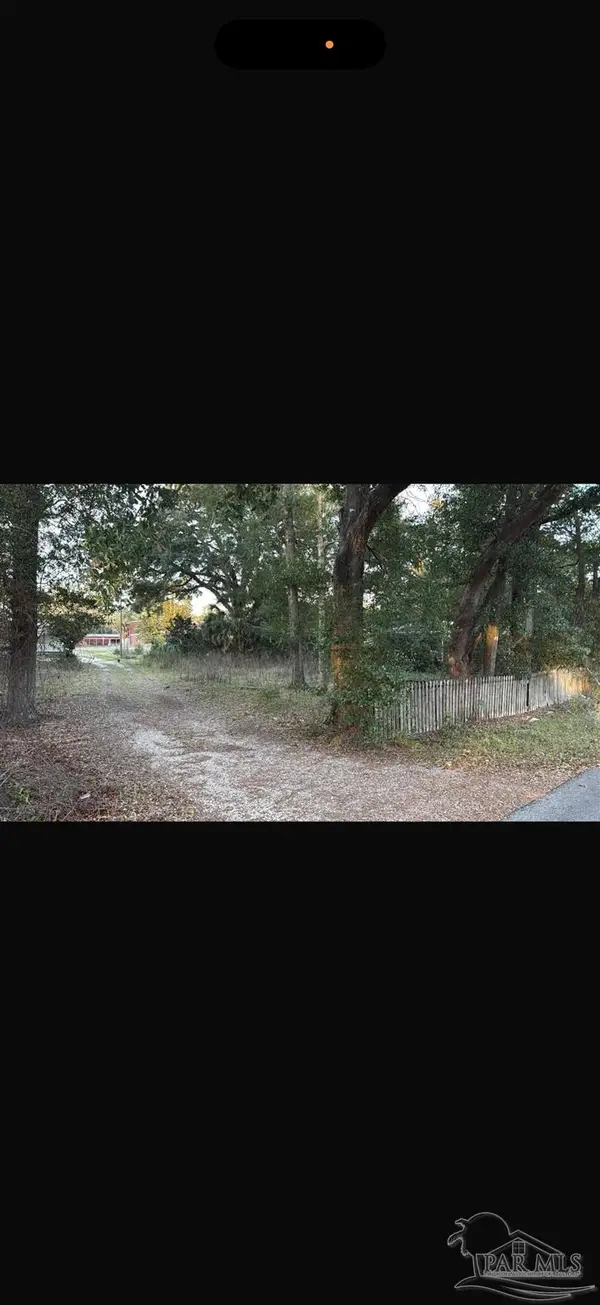 5908 Margaretta Blvd, Pensacola, FL 32506