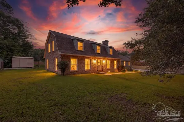 10219 Edendale Ln, Cantonment, FL 32533