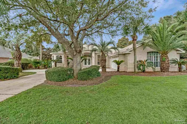 1175 Mary Kate Dr, Gulf Breeze, FL 32563