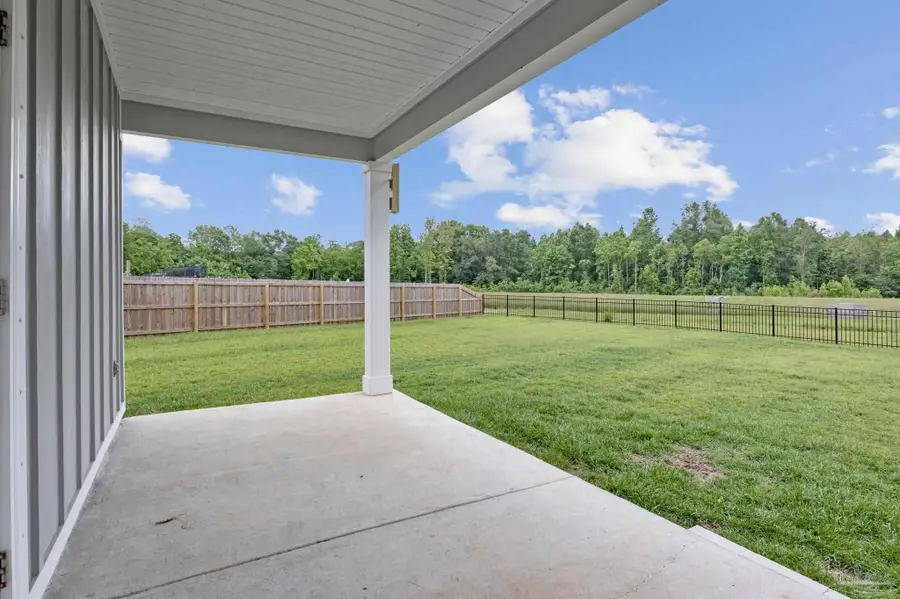 906 Windhill Dr, Cantonment, FL 32533 - #3