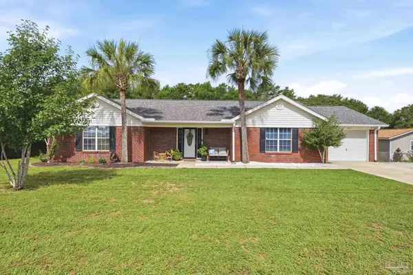 2711 Penn St, Navarre, FL 32566