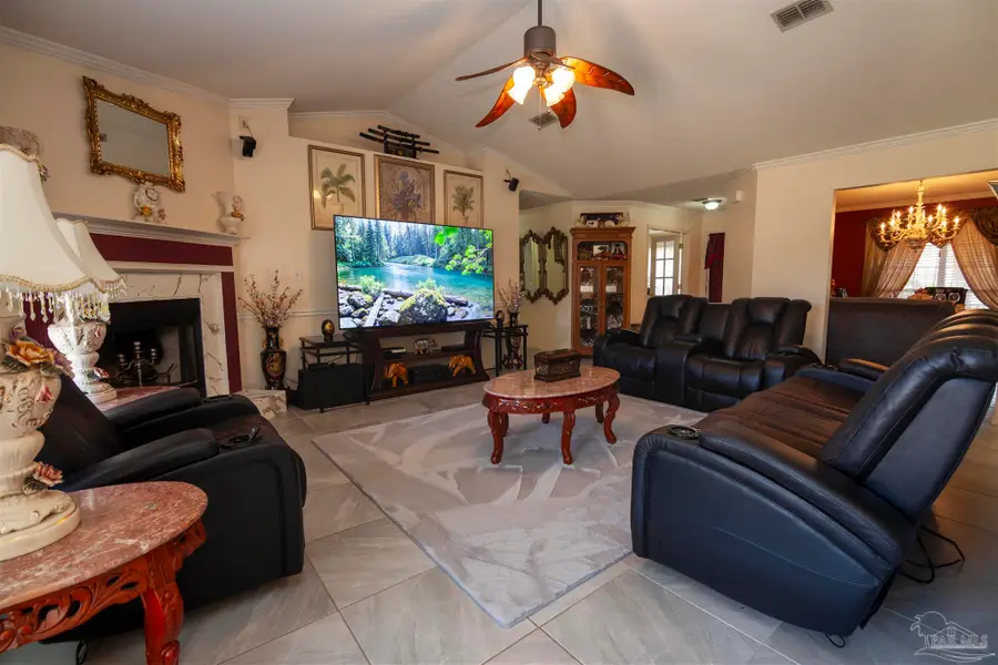 8213 Hartington Dr, Navarre, FL 32566 - #3