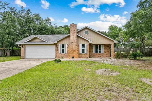 2182 Calle De Cantabria, Navarre, FL 32566