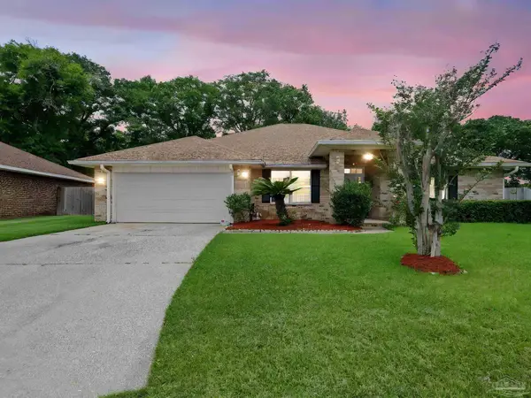 6096 Suntan Cir, Pensacola, FL 32526