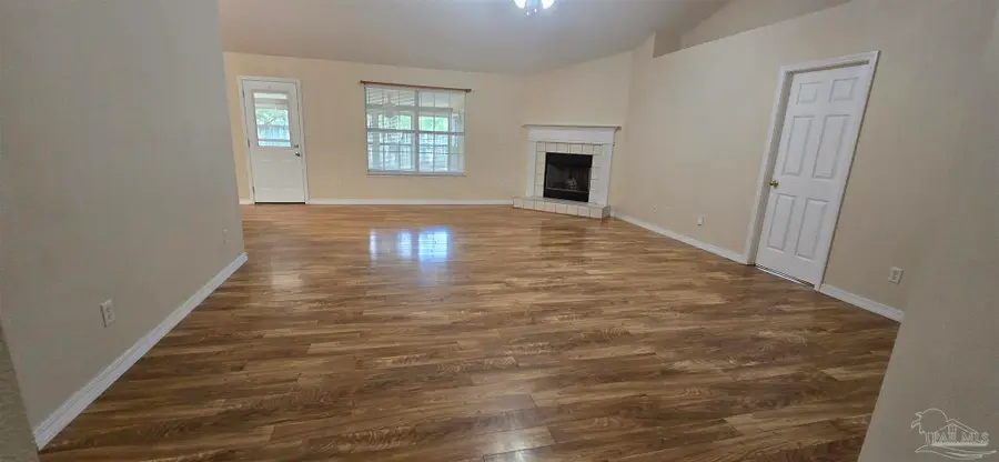5246 Hawks Nest Dr, Milton, FL 32570 - #2