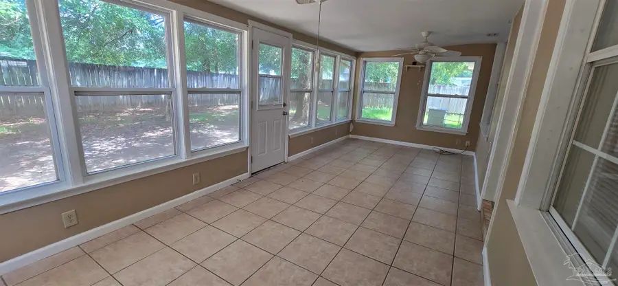 5246 Hawks Nest Dr, Milton, FL 32570 - #3