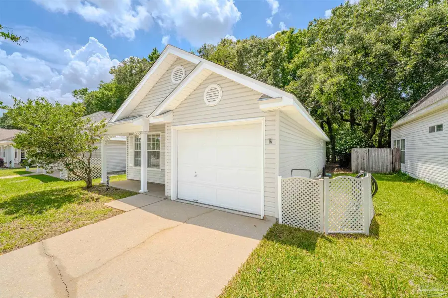 1145 Sweetbriar St, Cantonment, FL 32533 - #2