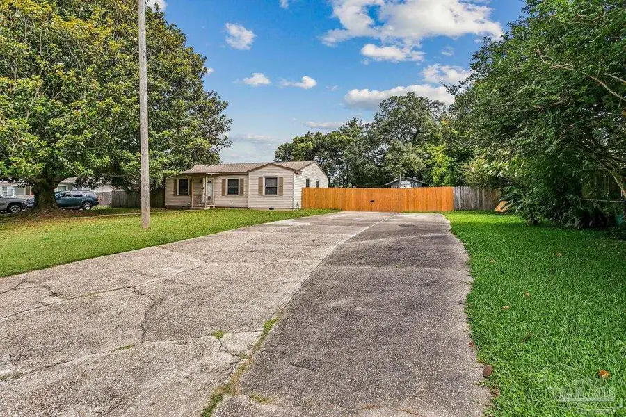 4904 Birch Ave, Pensacola, FL 32506 - #3