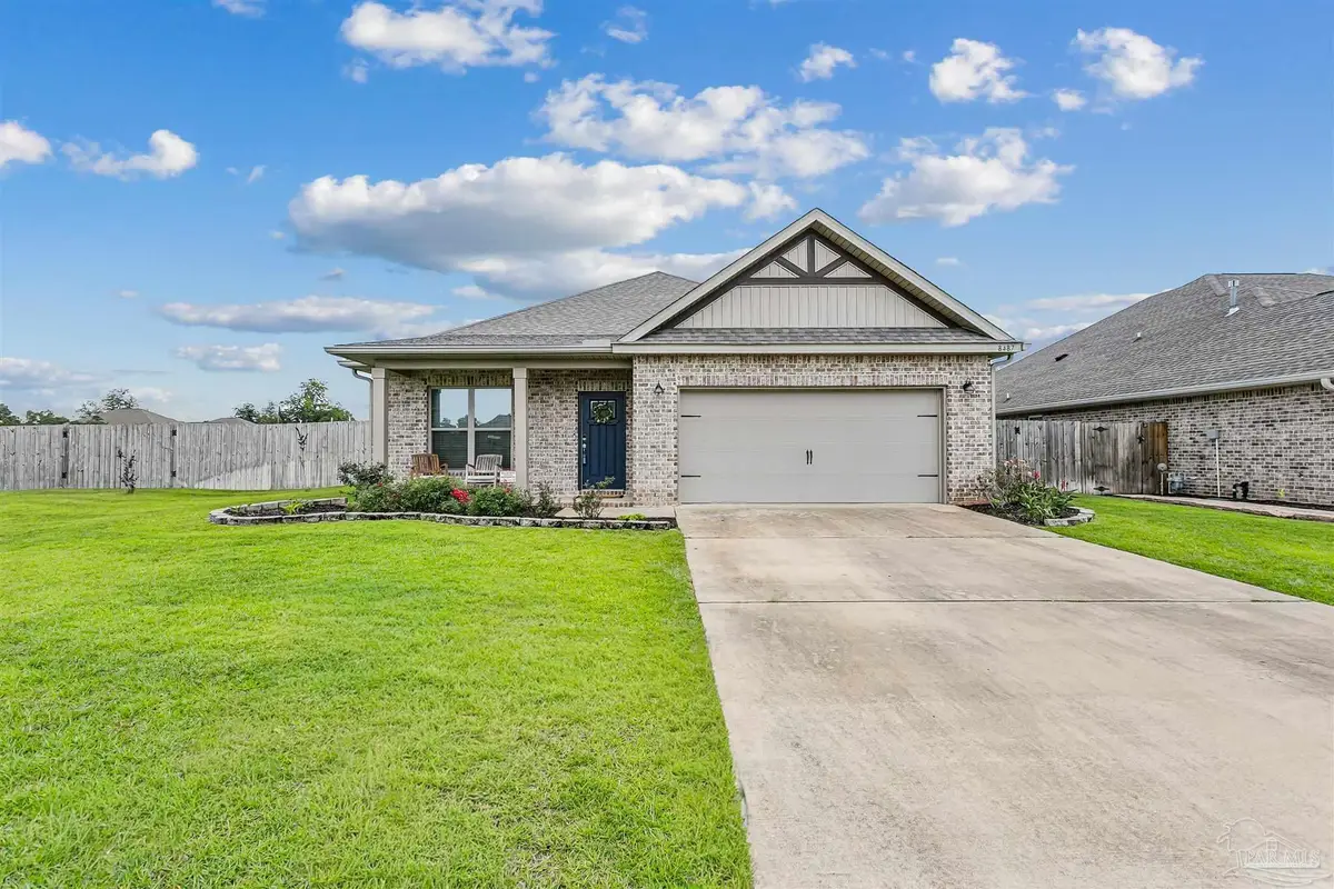 8487 Twenty One Oaks Ln, Pensacola, FL 32526 - #1