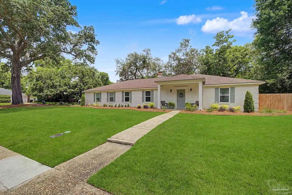 4616 Baywoods Dr, Pensacola, FL 32504 - #1