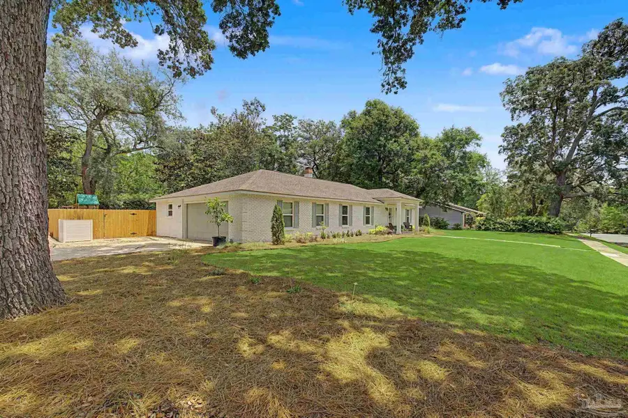 4616 Baywoods Dr, Pensacola, FL 32504 - #3