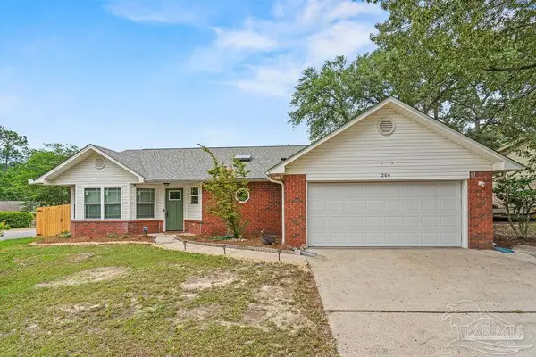 200 Lakeland Ct, Pensacola, FL 32514