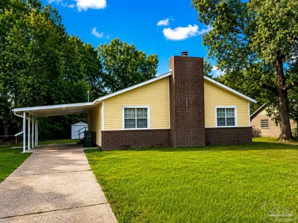3030 Muldoon Rd, Pensacola, FL 32526