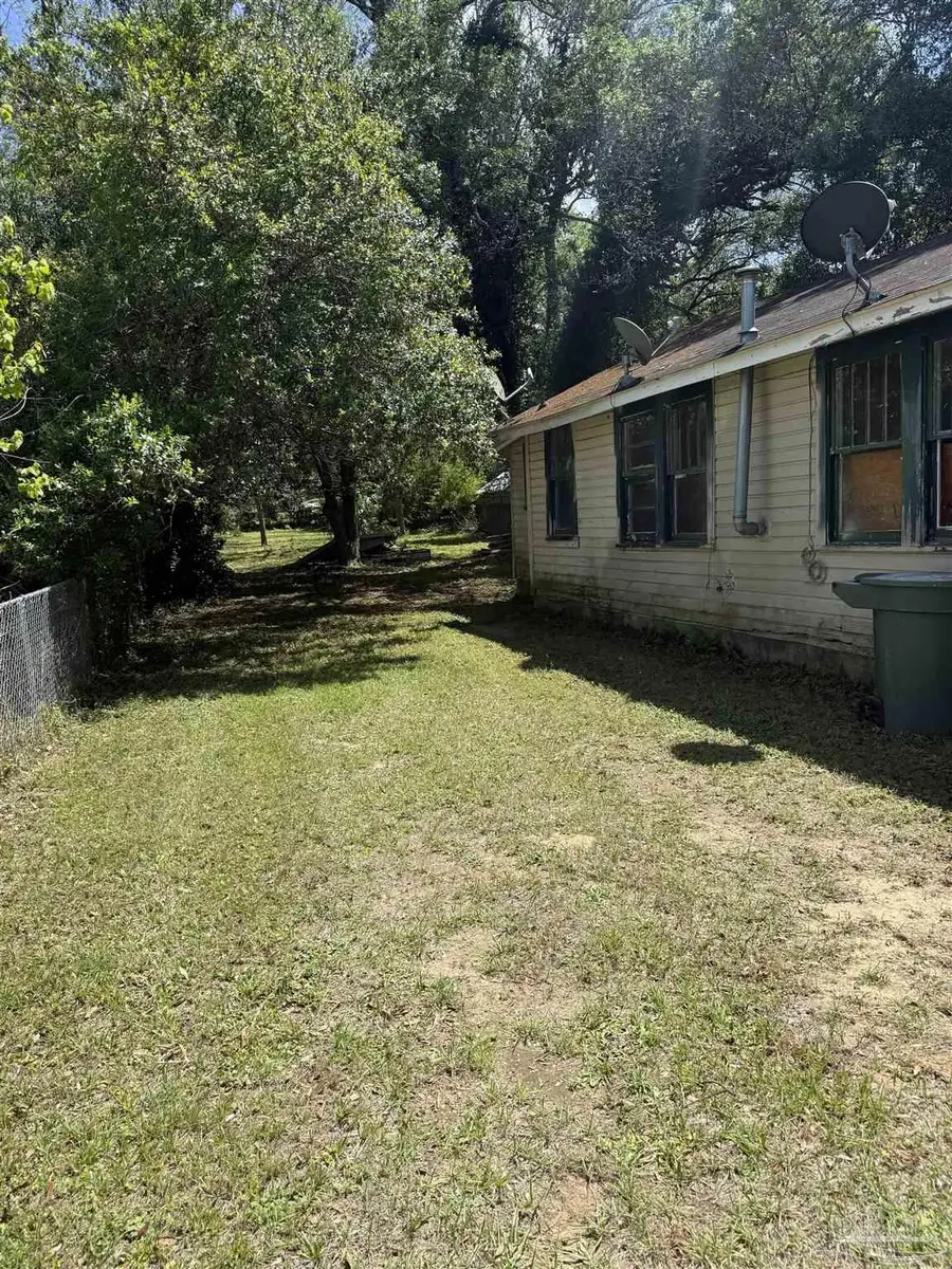 910 N 57th Ave, Pensacola, FL 32506 - #3