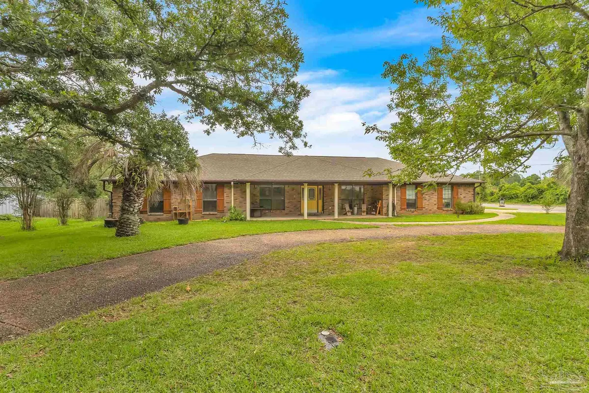 5700 Avenida Marina, Pensacola, FL 32504 - #1