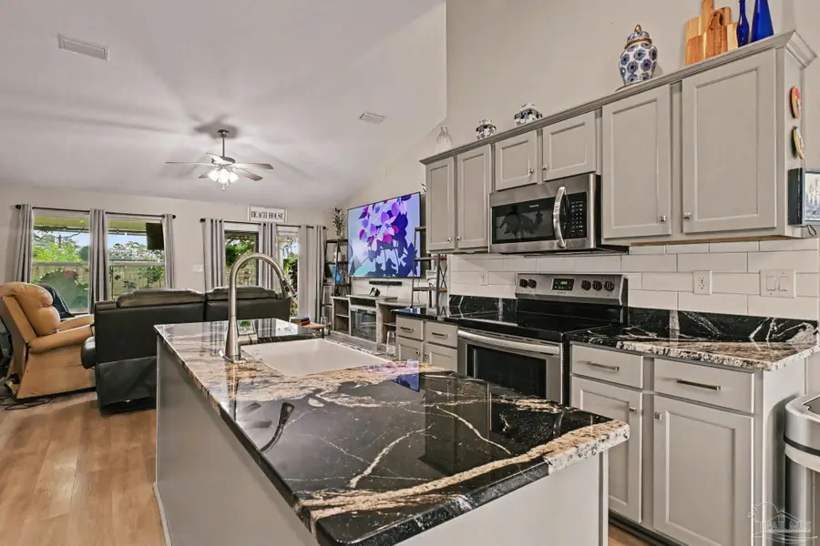 1860 Justice Cir, Gulf Breeze, FL 32563 - #2
