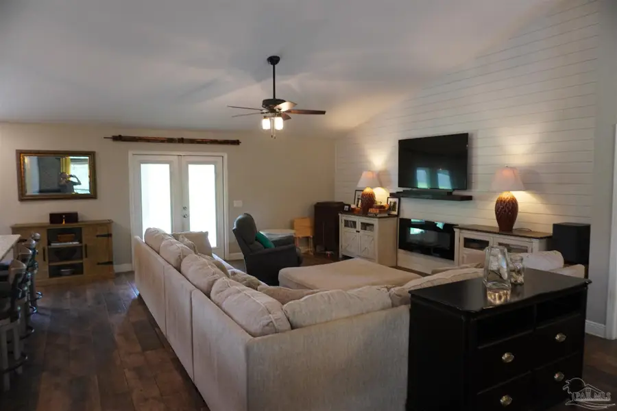 7305 Durden Dr, Pensacola, FL 32526 - #2