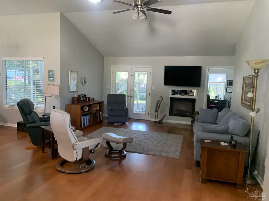 Address Withheld By Seller, Pensacola, FL 32504 - #2