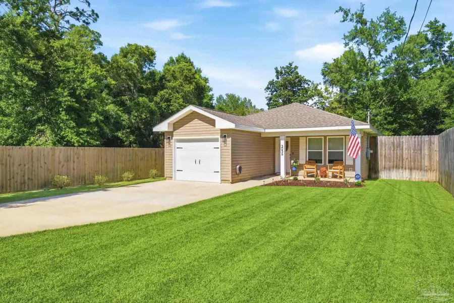 3036 N 13th Ave, Milton, FL 32583 - #2