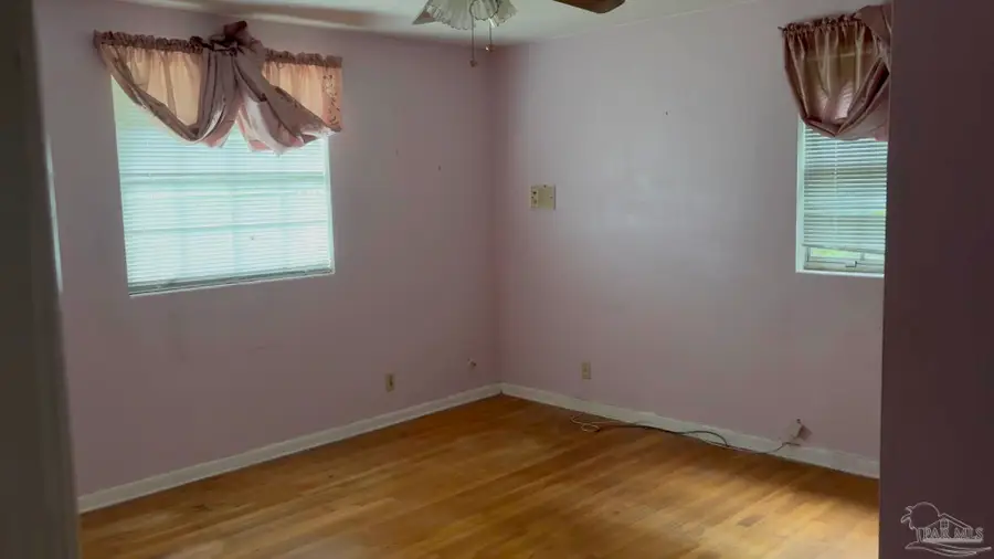 3 Rodgers Pl, Pensacola, FL 32506 - #3