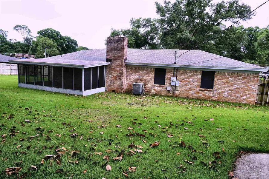 202 Southern St, Pensacola, FL 32503 - #3