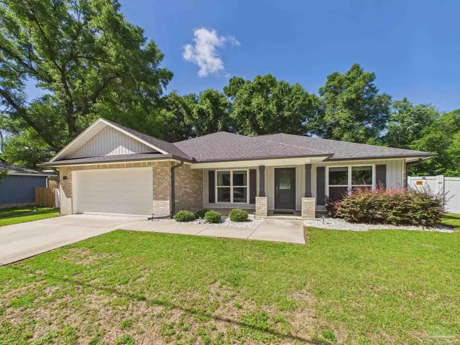 6109 W La Rua St, Pensacola, FL 32506 - #2