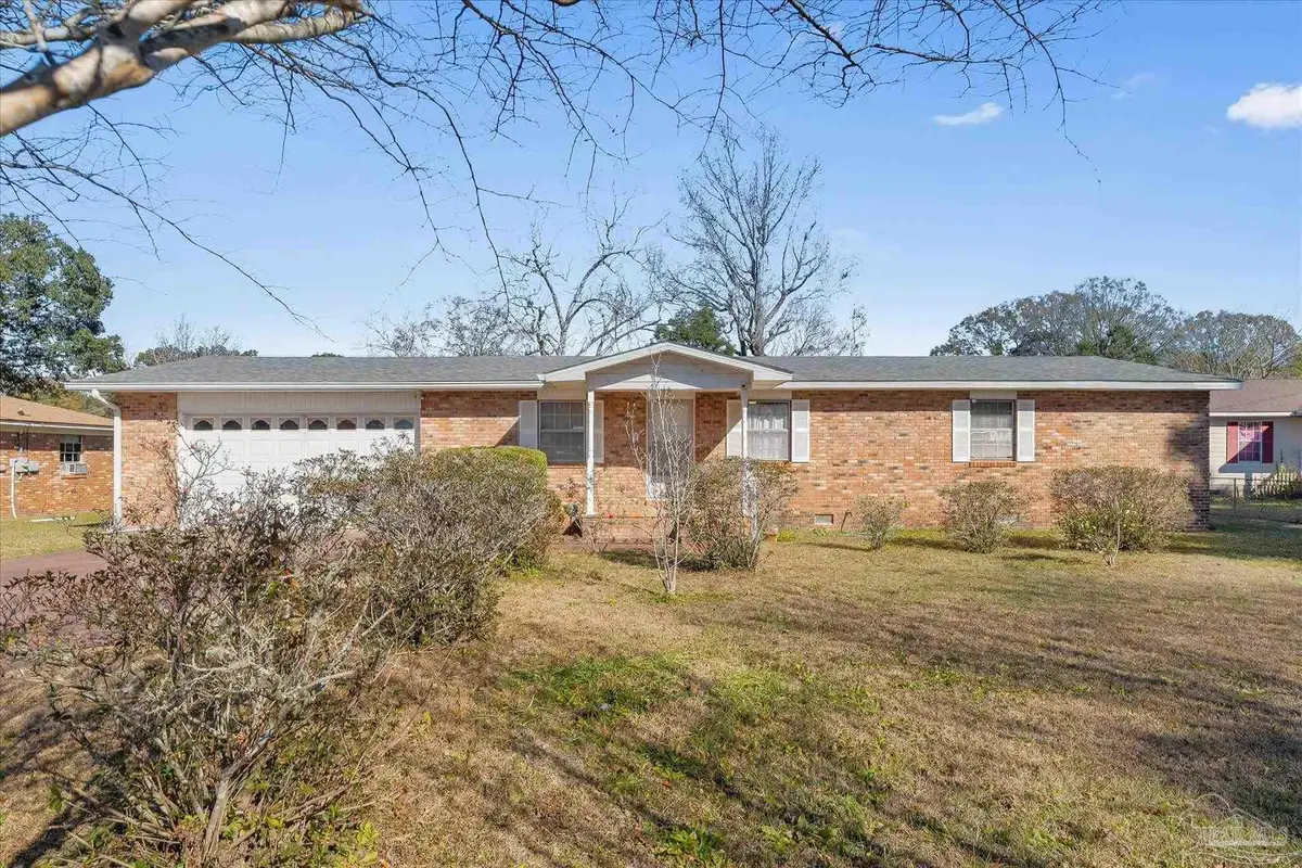 8710 Frieston Ave, Pensacola, FL 32534 - #1